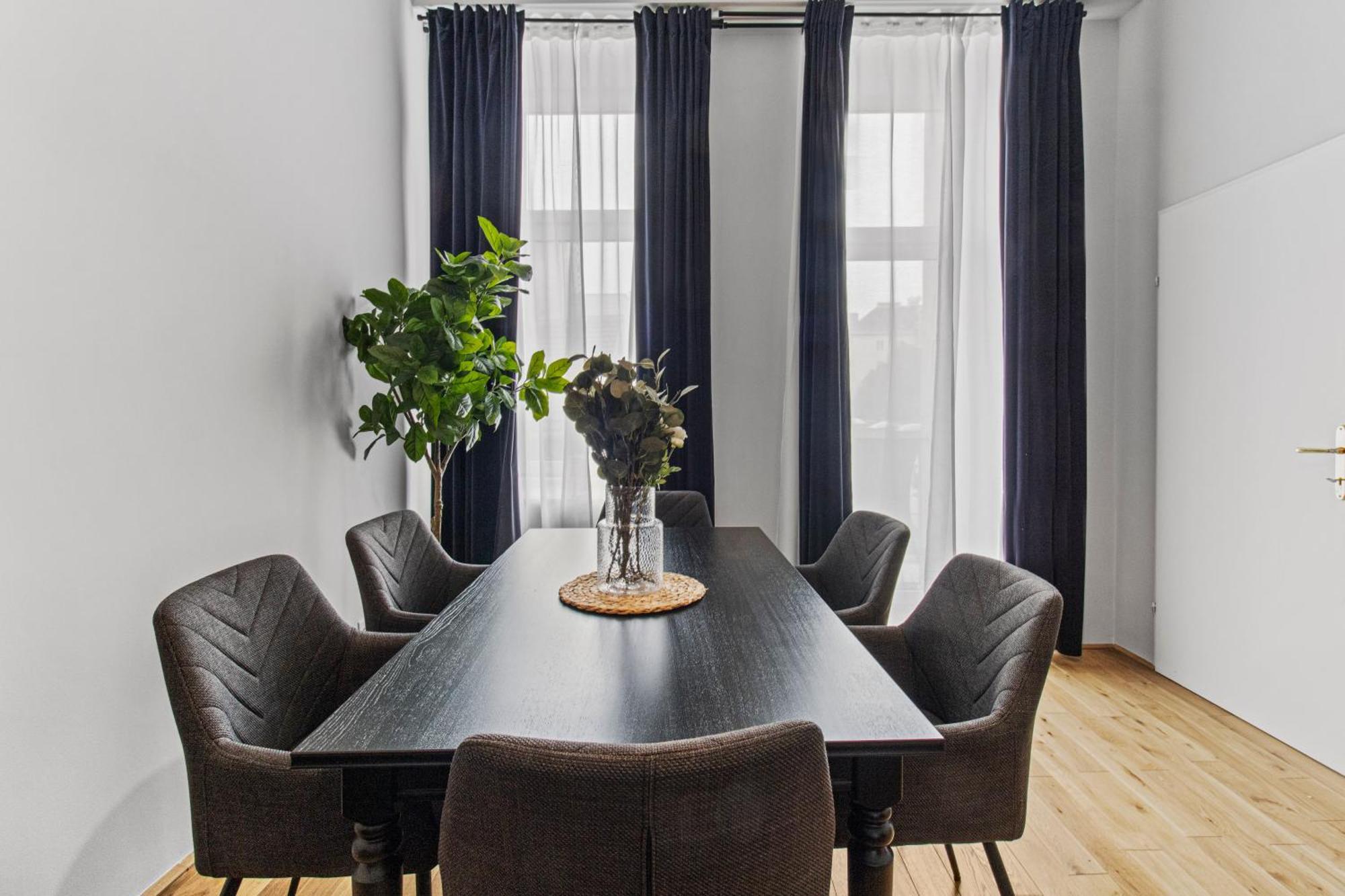 Balcony Apartment, 4 Min To U3 Zipperer Strasse เวียนนา ภายนอก รูปภาพ