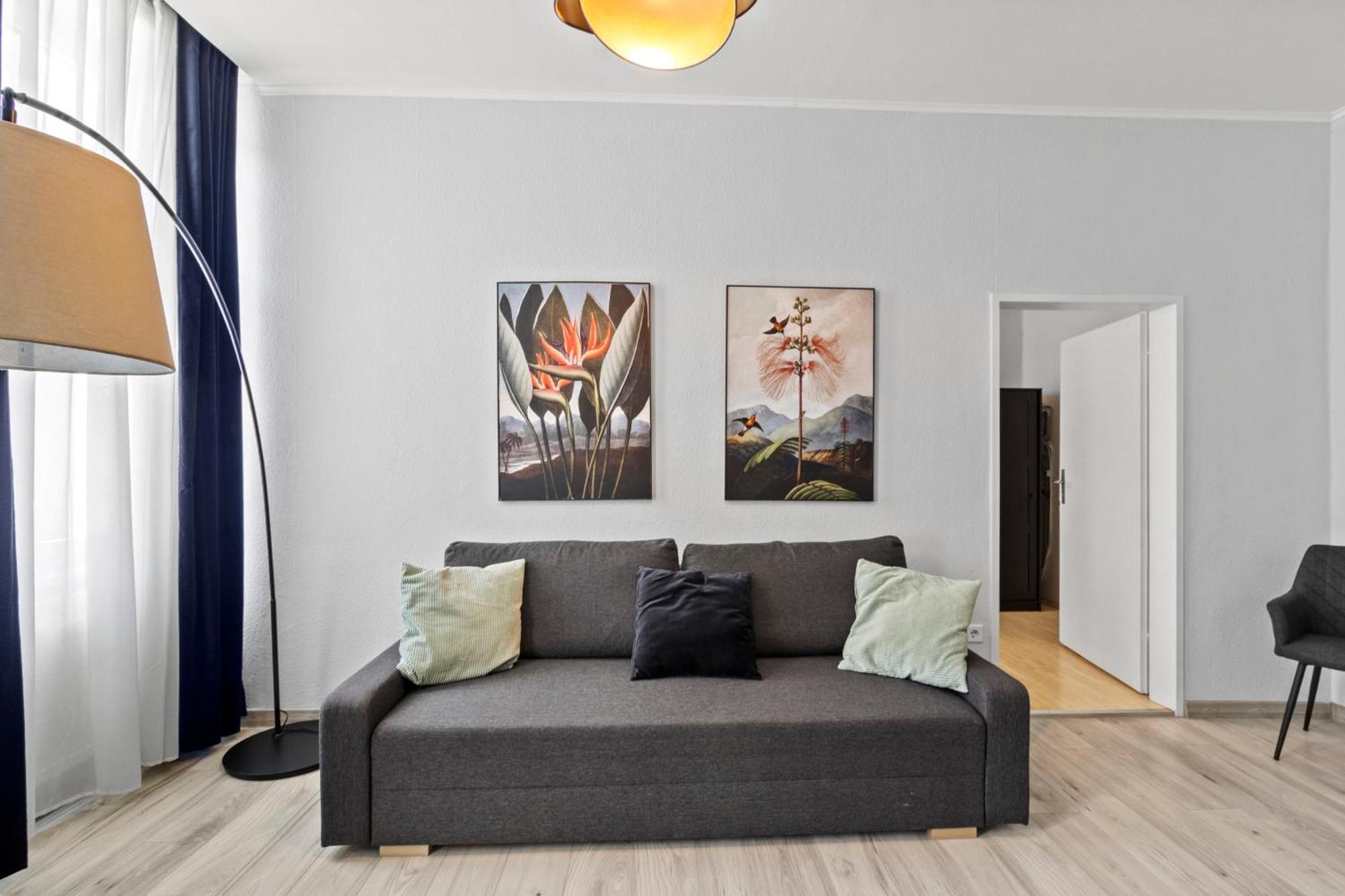 Balcony Apartment, 4 Min To U3 Zipperer Strasse เวียนนา ภายนอก รูปภาพ