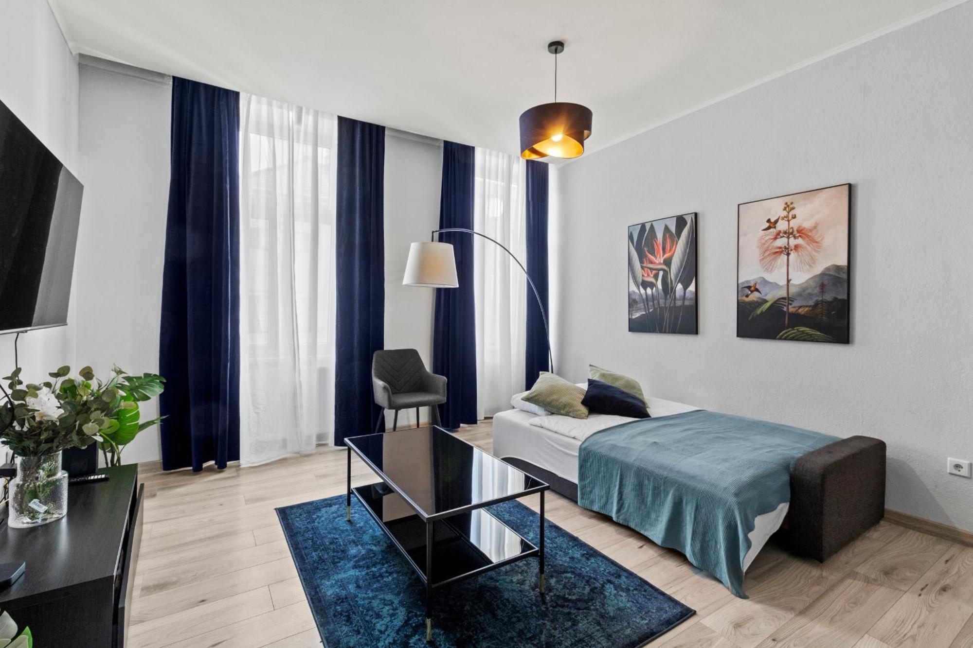 Balcony Apartment, 4 Min To U3 Zipperer Strasse เวียนนา ภายนอก รูปภาพ