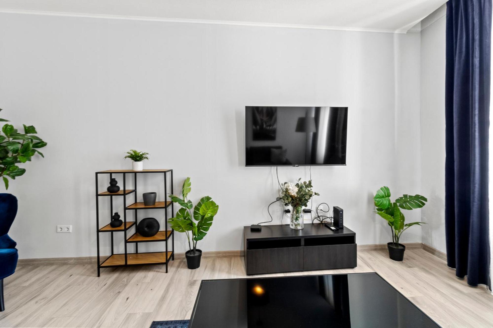 Balcony Apartment, 4 Min To U3 Zipperer Strasse เวียนนา ภายนอก รูปภาพ